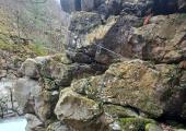 lungo la via ferrata,  cavo sicurezza