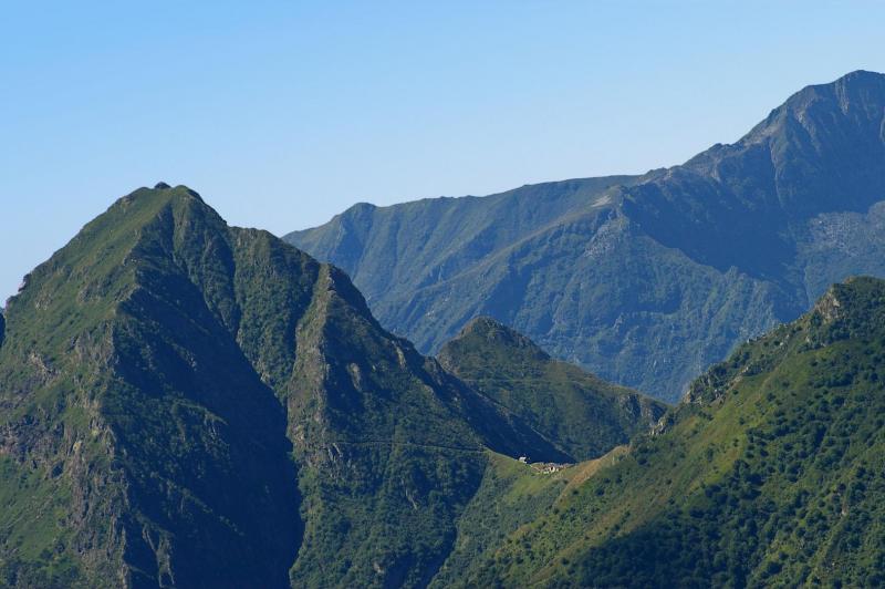 La Colma di Premosello e il bivacco del Parco nazionale Val Grande - foto Giancarlo Martini